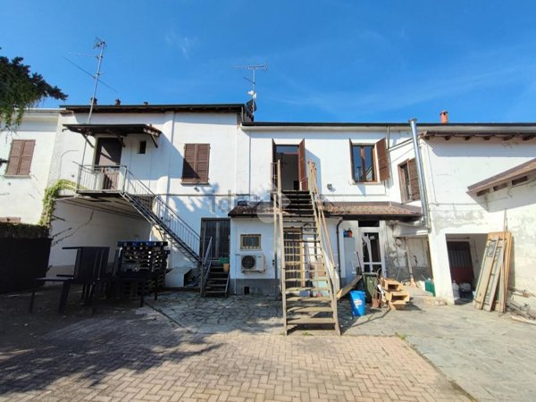 casa indipendente in vendita a Montegioco in zona Palazzo