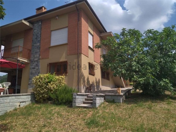 casa indipendente in vendita a Montegioco