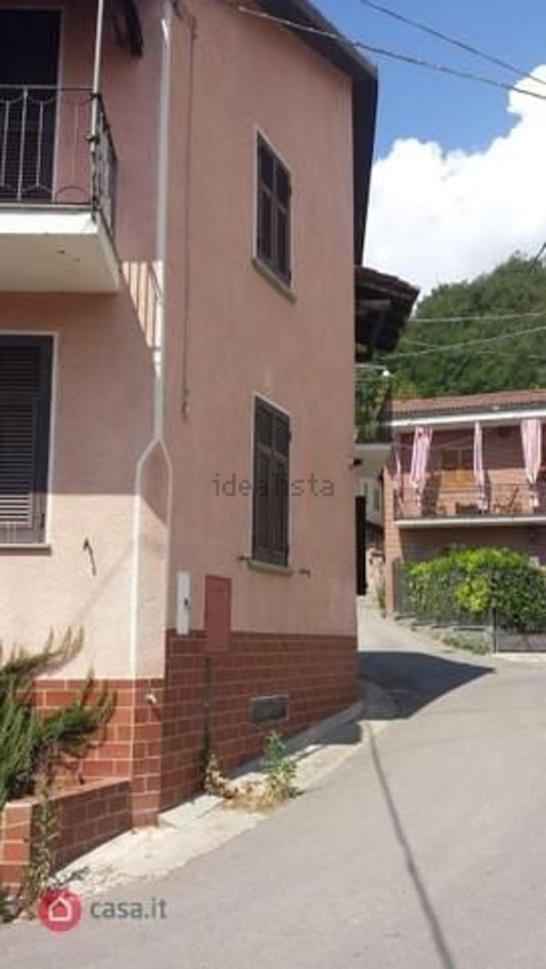 casa semindipendente in vendita a Montegioco