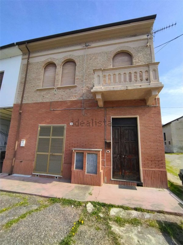 casa indipendente in vendita a Montegioco