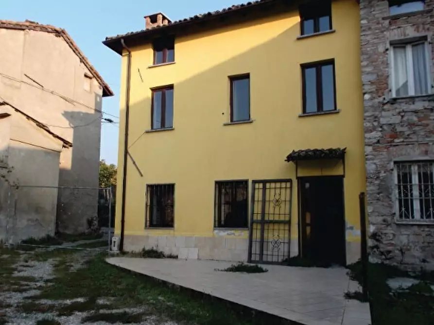 casa indipendente in vendita a Montemarzino in zona Segagliate