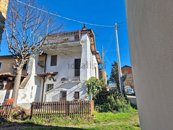 casa indipendente in vendita a Montemarzino in zona Zebedassi