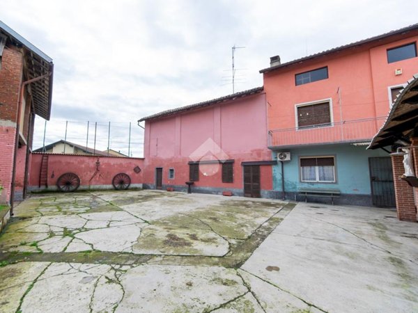 casa indipendente in vendita a Morano sul Po