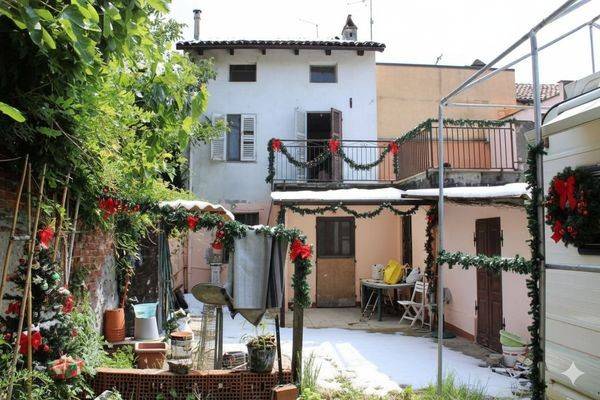 casa indipendente in vendita a Morano sul Po in zona Due Sture