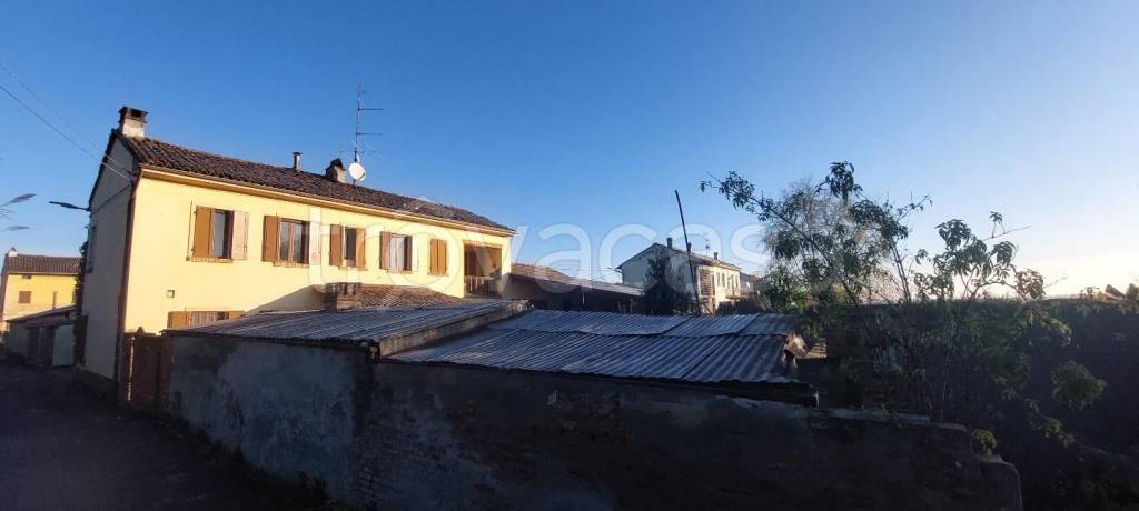 casa indipendente in vendita a Morano sul Po