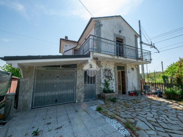 casa indipendente in vendita a Morano sul Po in zona Due Sture