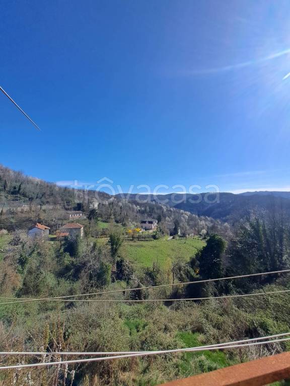 appartamento in vendita a Morbello in zona Costa