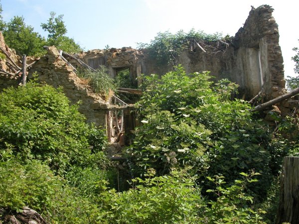casa indipendente in vendita a Morbello