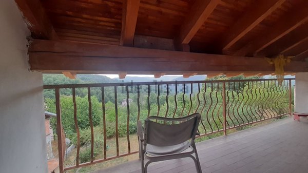 appartamento in vendita a Morbello in zona Costa