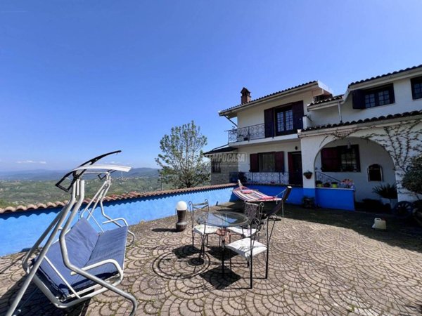 casa indipendente in vendita a Morbello in zona Costa