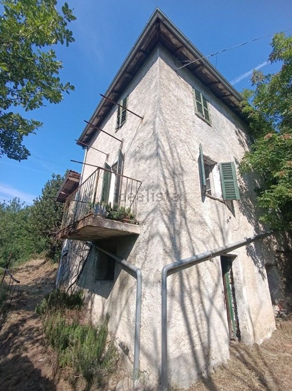 casa indipendente in vendita a Morbello in zona Costa