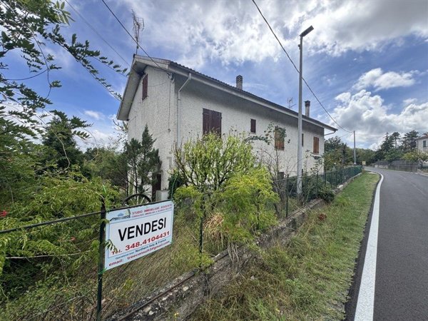 casa indipendente in vendita a Morbello in zona Costa