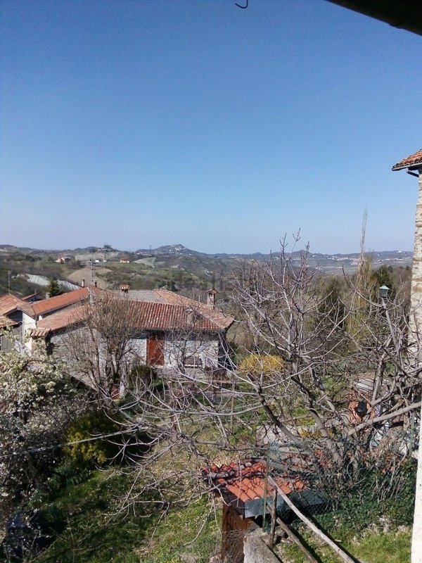 appartamento in vendita a Mornese in zona Mazzarelli