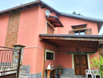 casa indipendente in vendita a Mornese