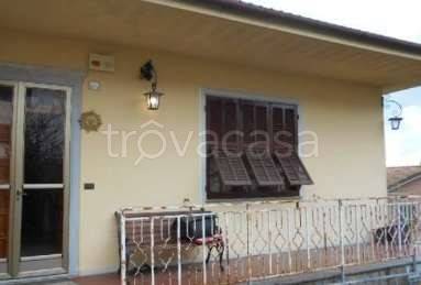 casa indipendente in vendita a Mornese