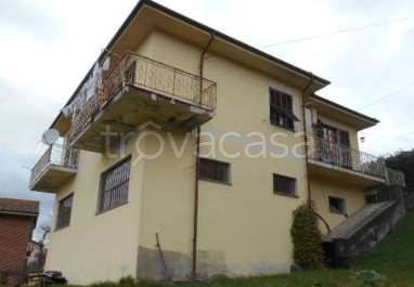 casa indipendente in vendita a Mornese