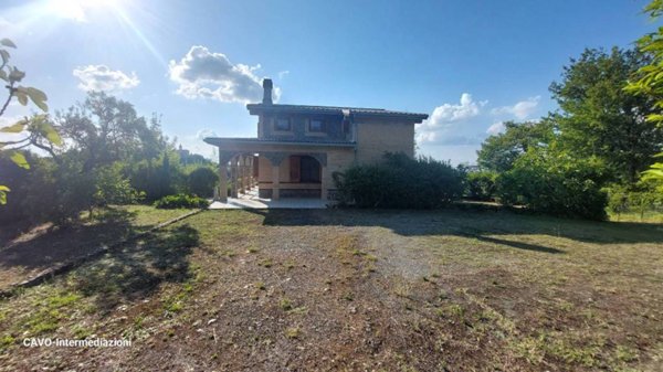 casa indipendente in vendita a Mornese