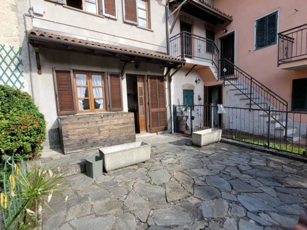 casa indipendente in vendita a Mornese