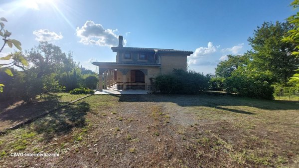 casa indipendente in vendita a Mornese