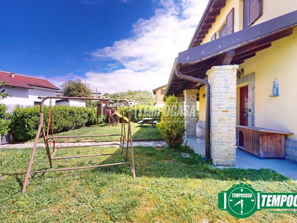 casa indipendente in vendita a Mornese in zona Mazzarelli