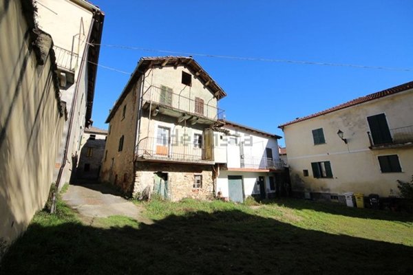 casa semindipendente in vendita a Morsasco