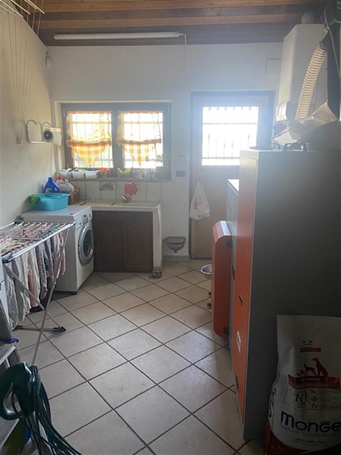 casa semindipendente in vendita a Novi Ligure in zona Merella