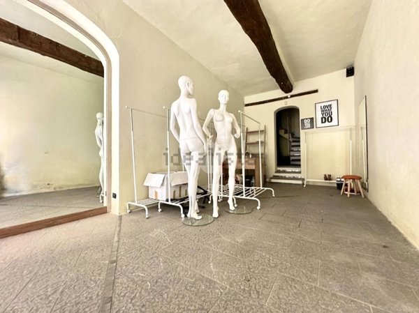 negozio in vendita a Novi Ligure