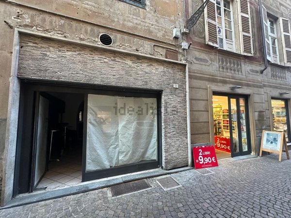 locale di sgombero in vendita a Novi Ligure