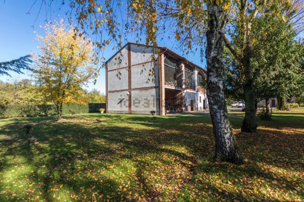 casa indipendente in vendita a Novi Ligure
