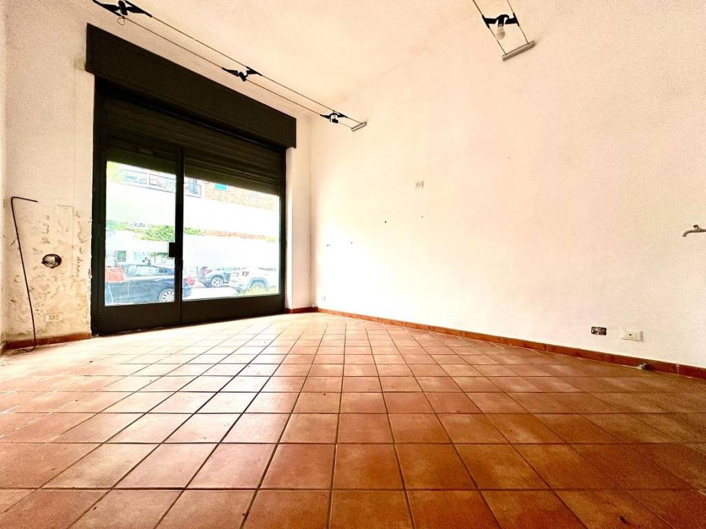 negozio in vendita a Novi Ligure