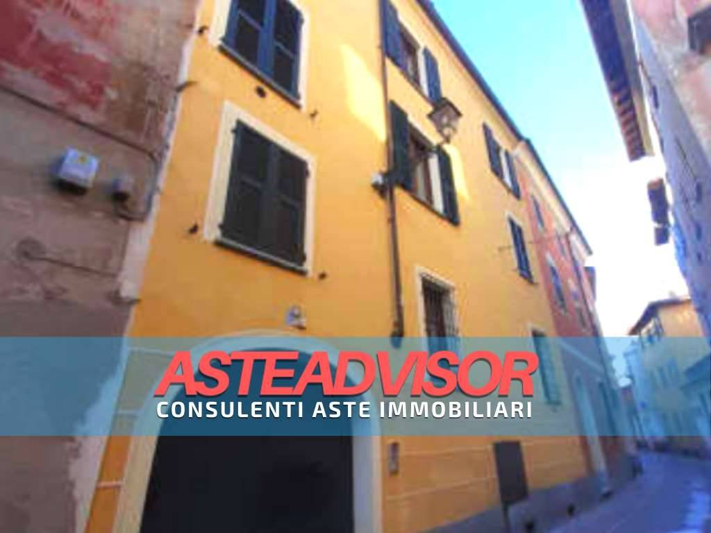 locale commerciale in vendita a Novi Ligure