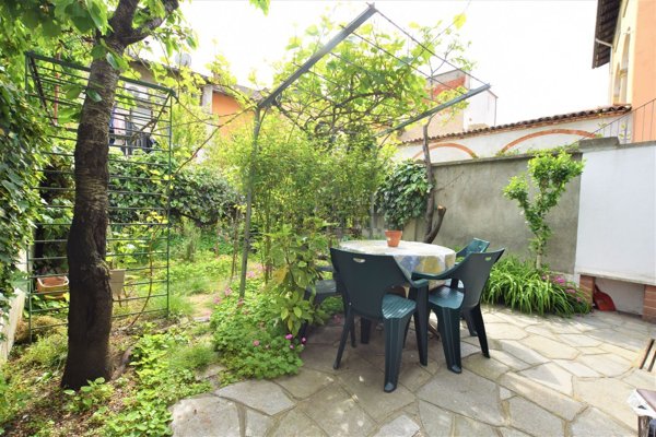 casa semindipendente in vendita a Novi Ligure