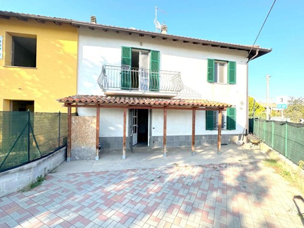 casa indipendente in vendita a Novi Ligure