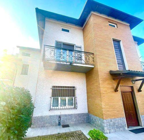 casa indipendente in vendita a Novi Ligure