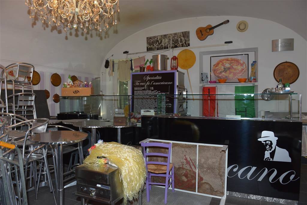 negozio in vendita a Novi Ligure