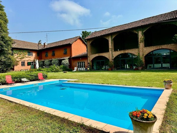 casa indipendente in vendita a Novi Ligure