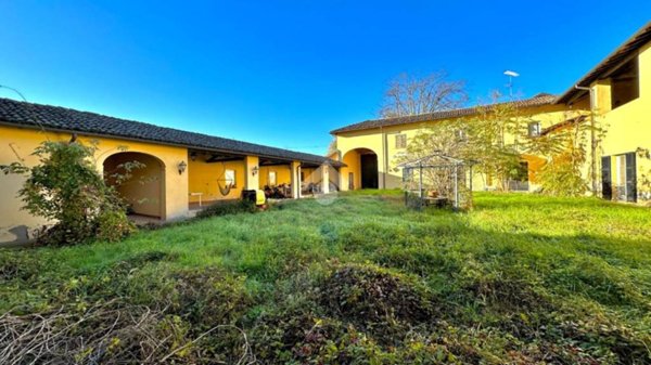 negozio in vendita a Novi Ligure