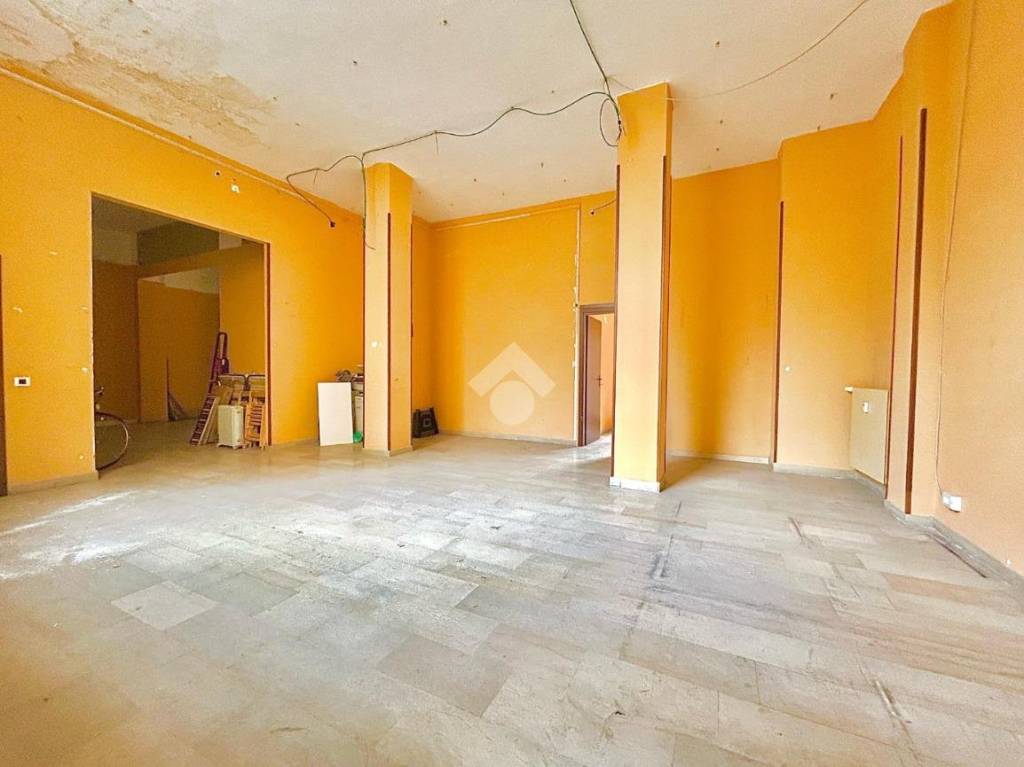 negozio in vendita a Novi Ligure