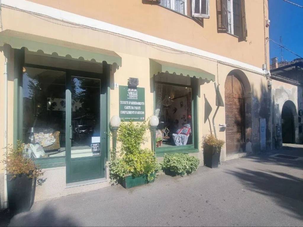 intera palazzina in vendita a Novi Ligure