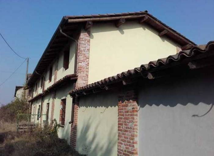 locale di sgombero in vendita a Novi Ligure