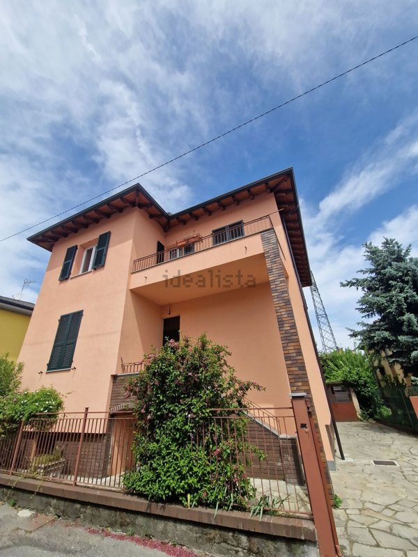 casa indipendente in vendita a Novi Ligure