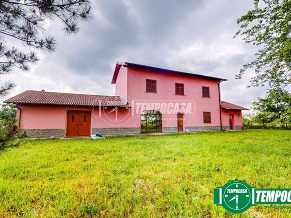 casa indipendente in vendita a Novi Ligure