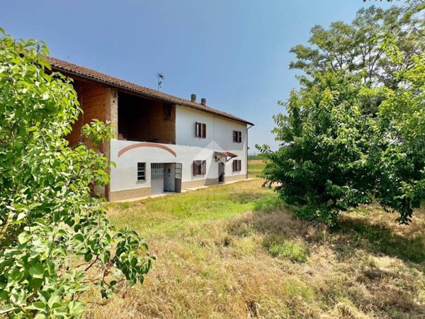 casa indipendente in vendita a Novi Ligure