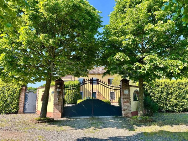 casa indipendente in vendita a Novi Ligure