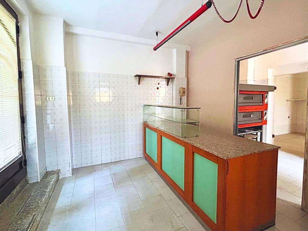 negozio in vendita a Novi Ligure