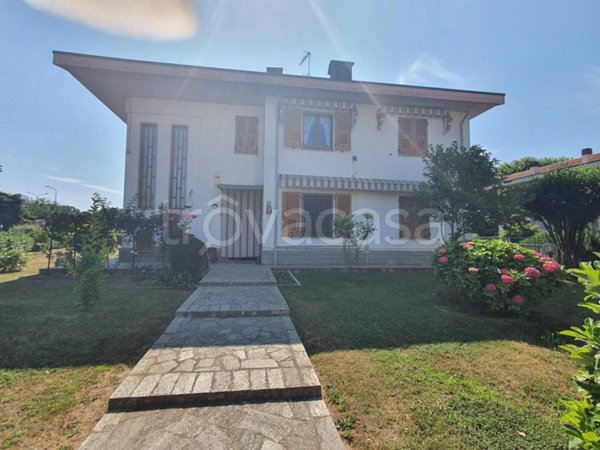 casa indipendente in vendita a Novi Ligure