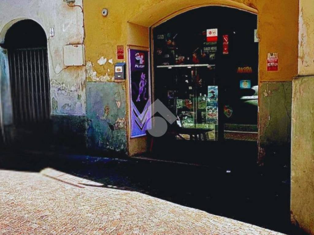 negozio in vendita a Novi Ligure