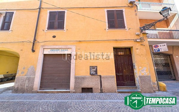 locale di sgombero in vendita a Novi Ligure
