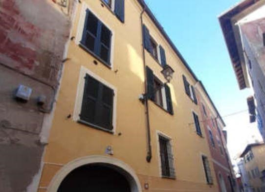 locale di sgombero in vendita a Novi Ligure