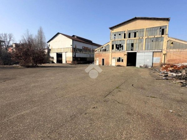 negozio in vendita a Novi Ligure